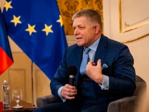 Фіцо летить до Путіна 9 травня: чому його не буде на параді в Москві