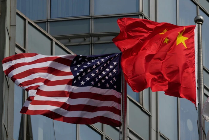 США та Китай намагаються відшкодувати збитки від тарифної війни: економічні наслідки та прогнози