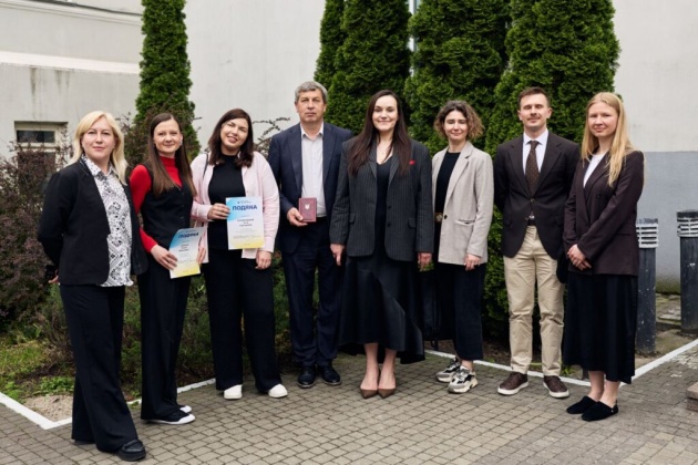 Бережна відзначила нагородами працівників музеїв України