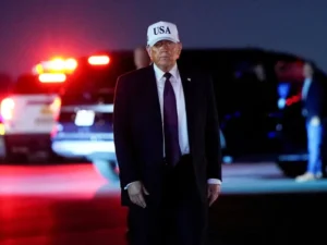 CNN: Трамп розглядає відновлення бойових операцій проти Ірану