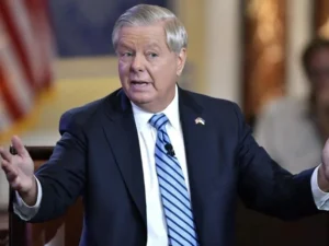 Сенатор-республіканець закликав Трампа відповісти Ірану після атаки на ОАЕ