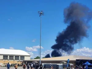 Two U.S. Military Aircraft Collide Mid-Air During Air Show (Video)