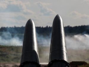 Повітряні сили: ЗСУ збили одну з 11 балістичних ракет, є влучання «Іскандерів» та БпЛА на 14 локаціях