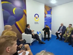 Зеленський домовився з генсеком НАТО про нові поставки ракет Україні
