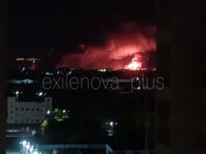 У Ростові після вибухів спалахнула масштабна пожежа: відео та подробиці