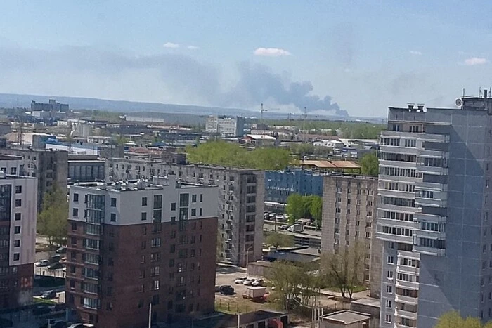 Удар на 1500 км: у Пермі знову палає стратегічний нафтовий вузол (фото, відео)