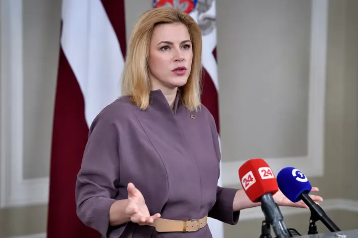 Латвія залишилася без уряду: прем’єрка подала у відставку