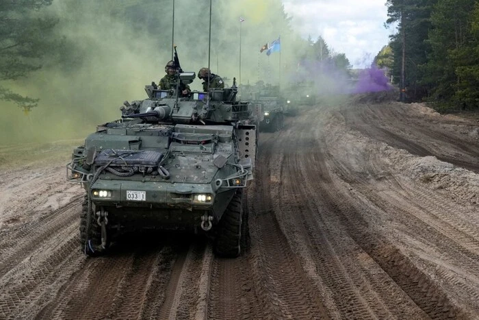 Країна НАТО розпочала військові навчання поблизу Росії: що відомо