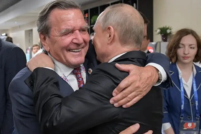 Путін назвав людину, яку хотів би бачити посередником у переговорах із ЄС: що відомо